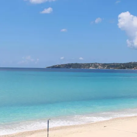 Lourdas Beach Hotel 3*