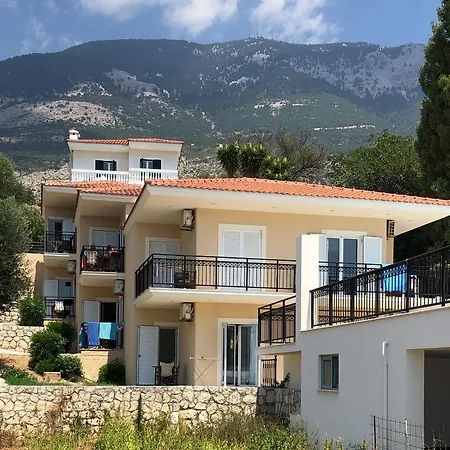 Lourdas Beach Hotel 3*